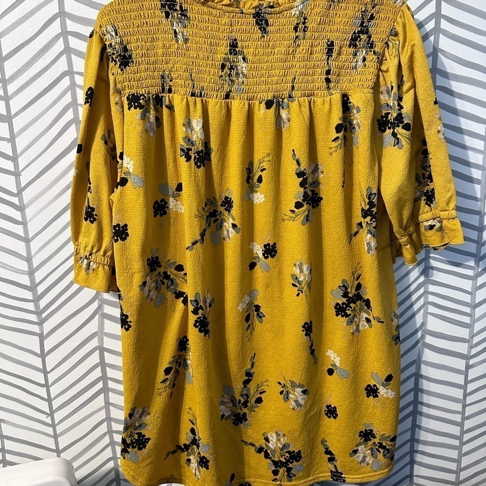 MELLODAY Yellow Puff Sleeve Smocked Blouse - Picture 2 of 6